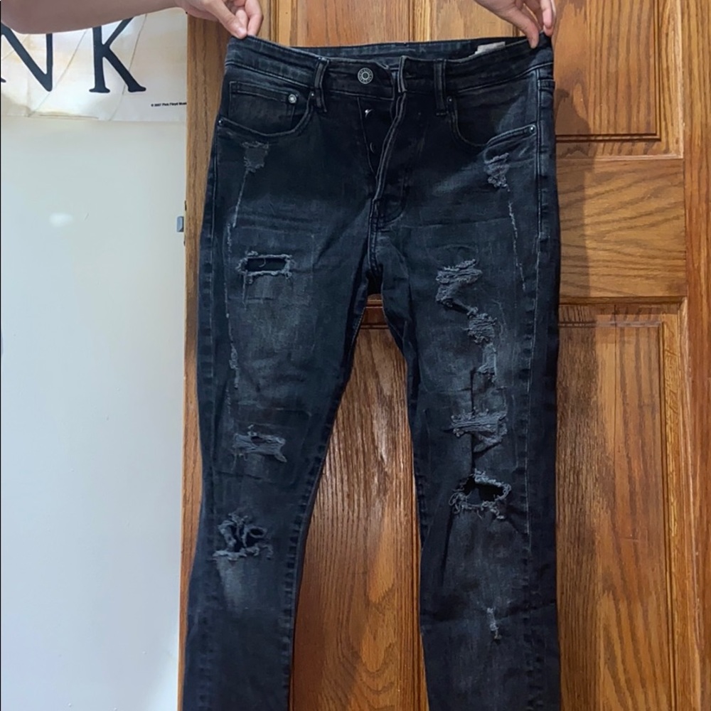 Distressed Skinny Jeans